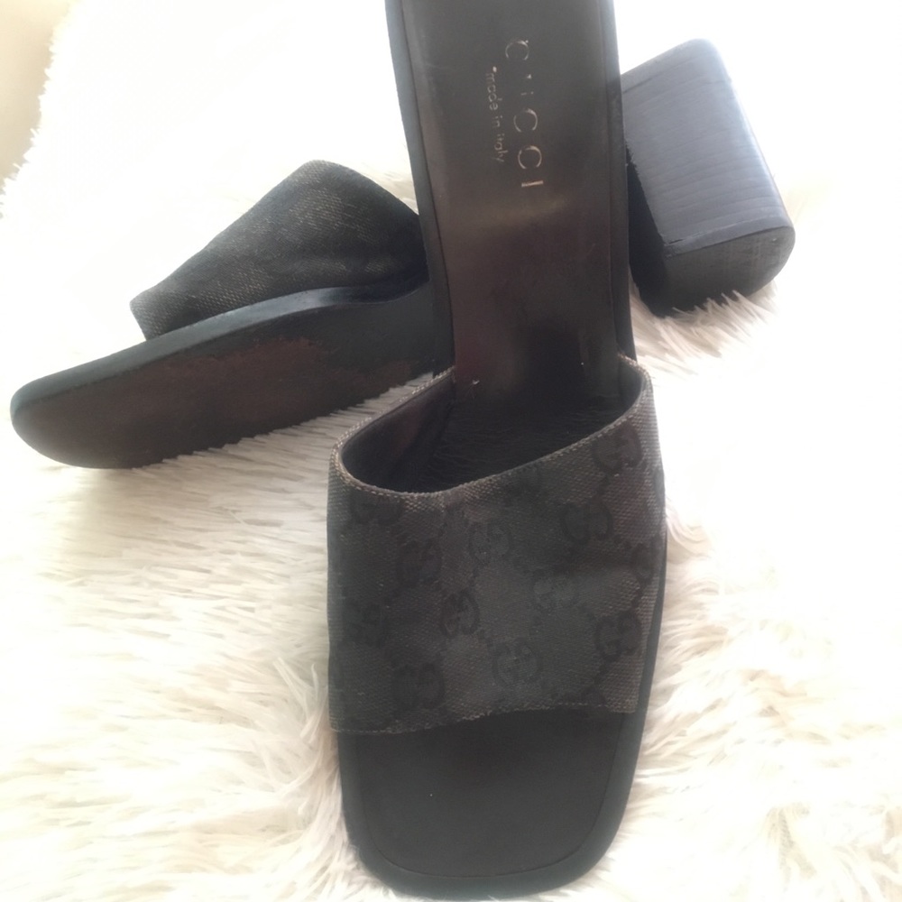 100% Authentic, Preowned, Gucci Mules, Sandles